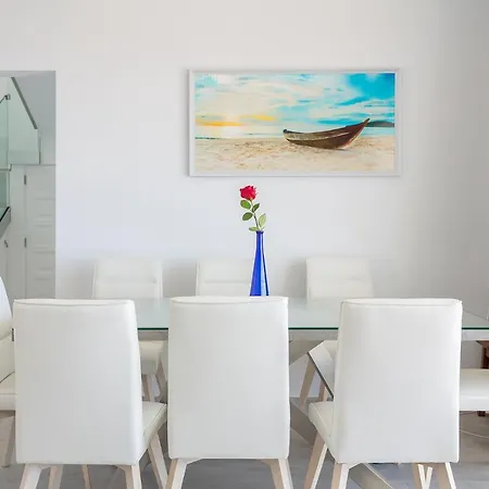 The View Lanzarote Villa *